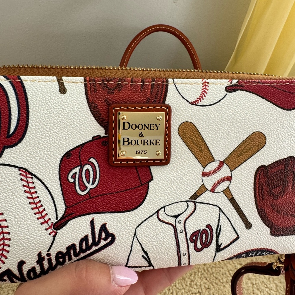Dooney & Bourke Baseball Themed Shoulder Bag Set - White and Brown - Picture 4 of 7